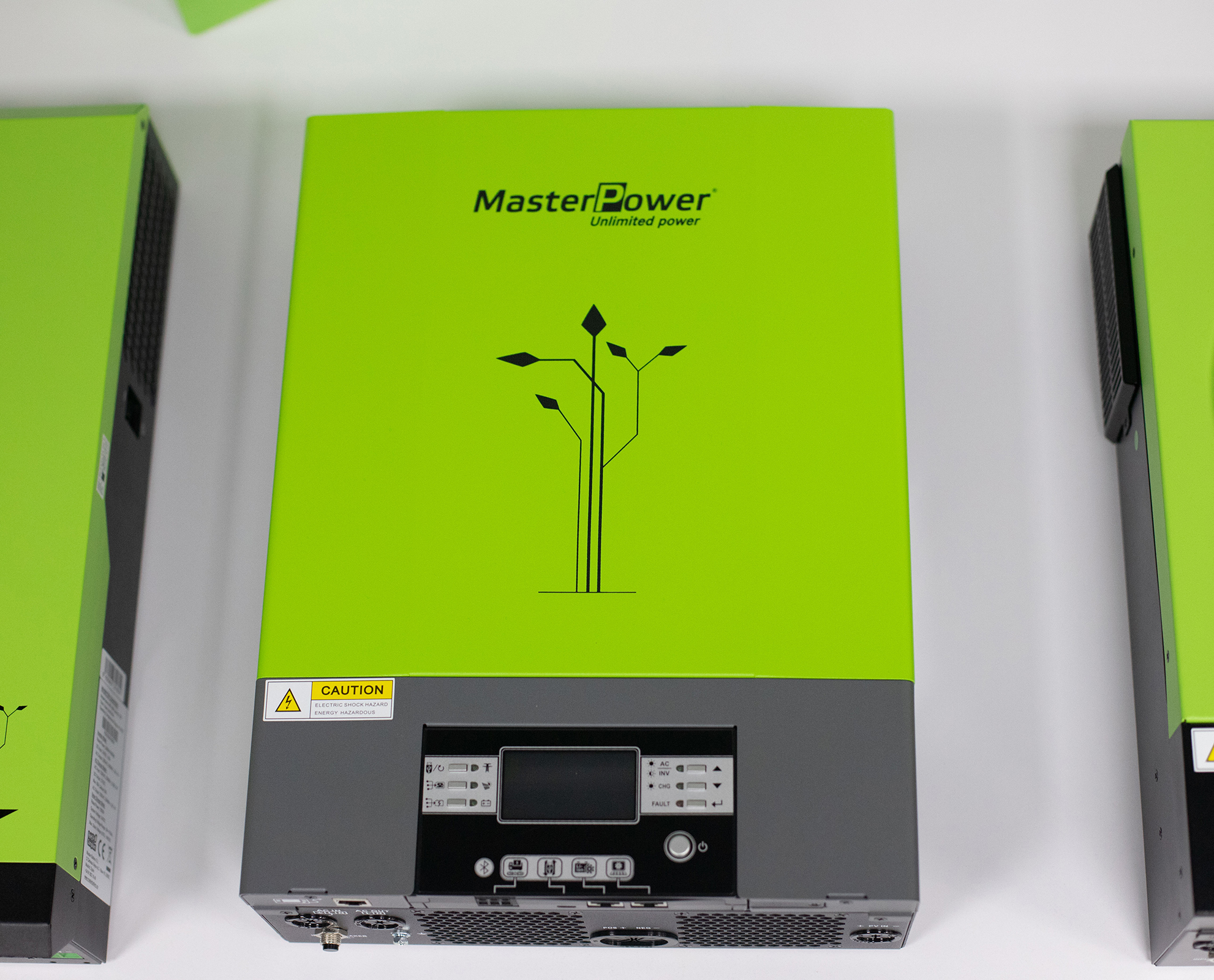 Гібридний інвертор MasterPower Omega UMv3 (5000 Вт) Гібридний інвертор MasterPower Omega UMv3 (5000 Вт)